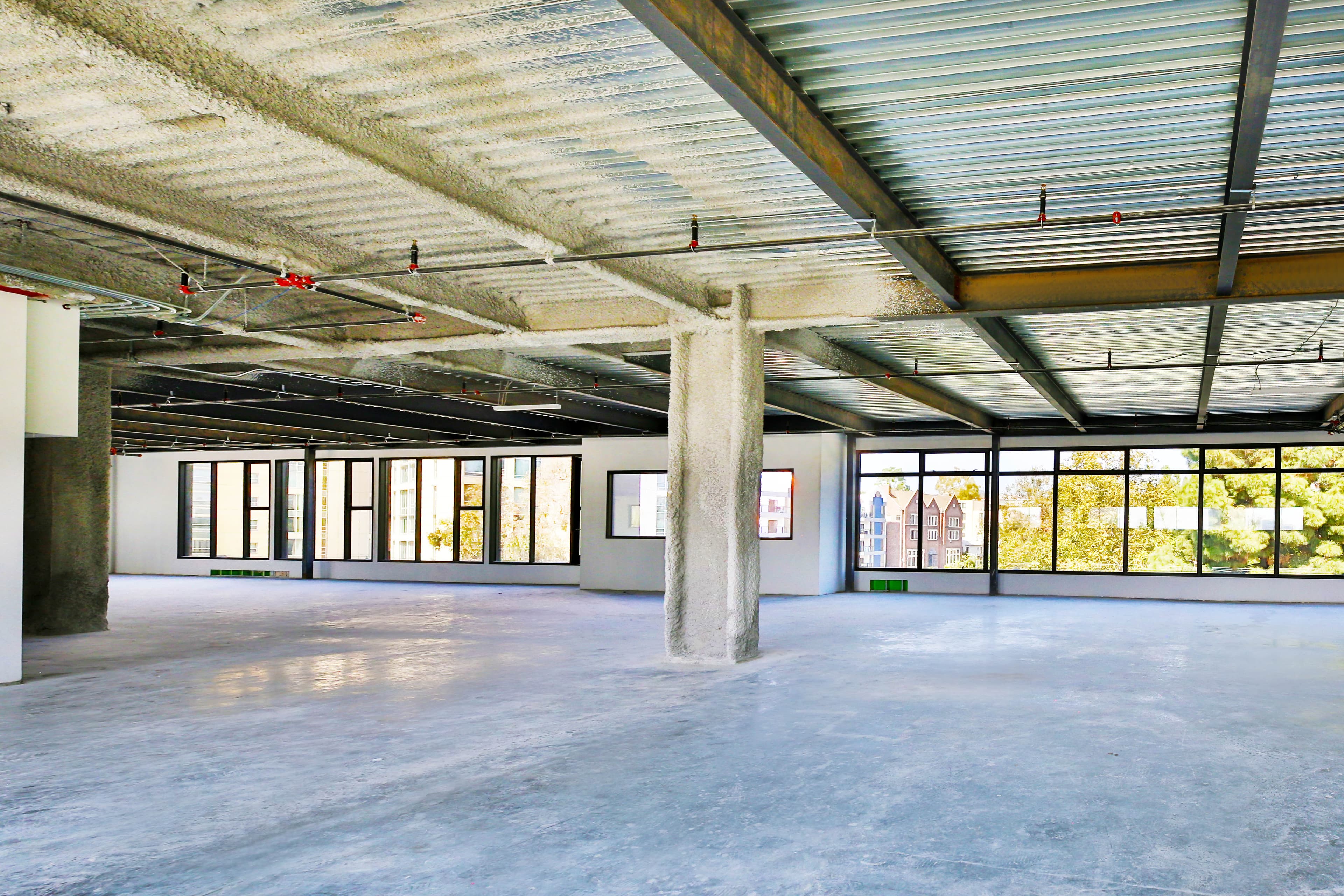 900 Gayley - Image 18