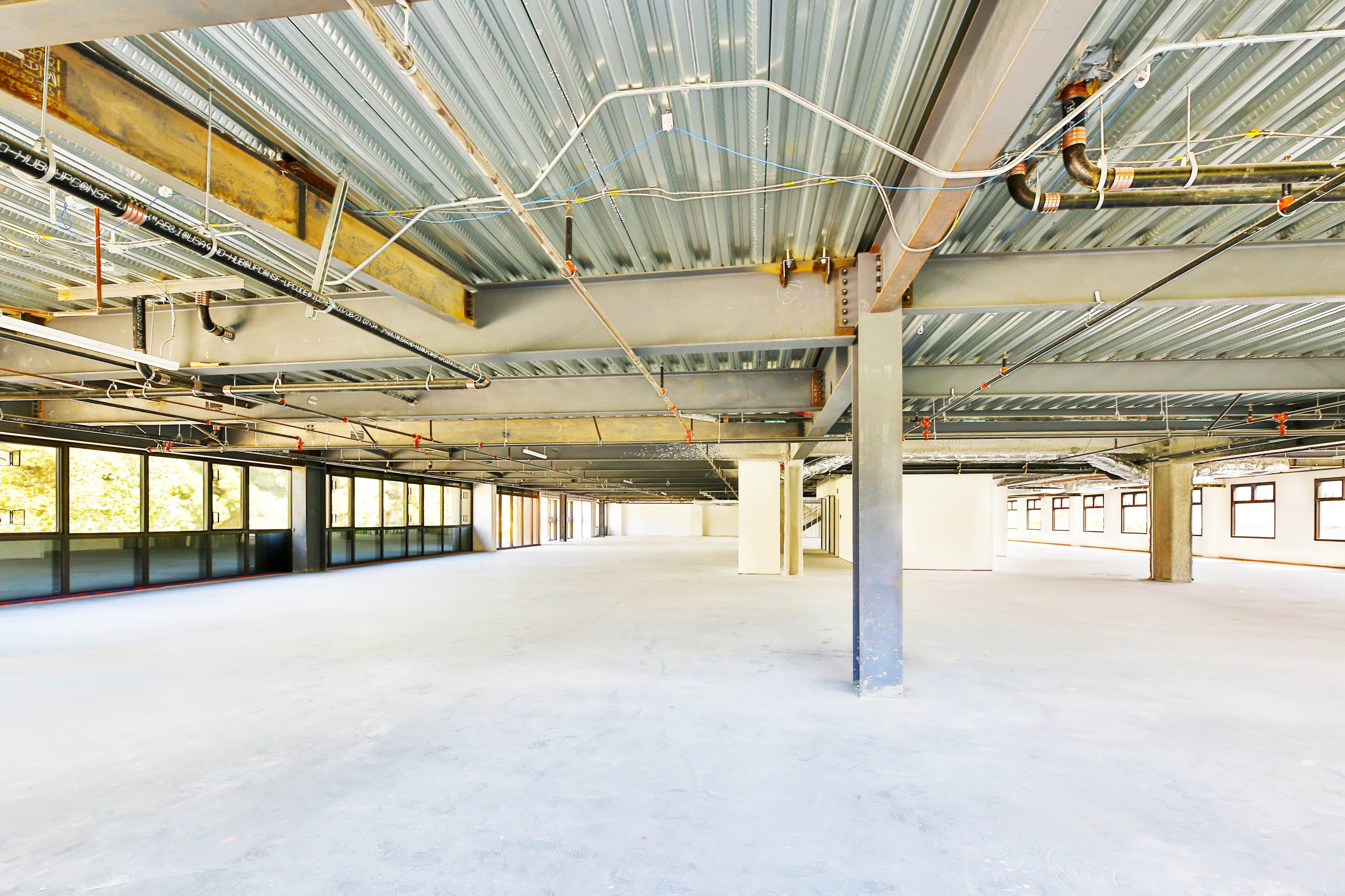 900 Gayley - Image 20