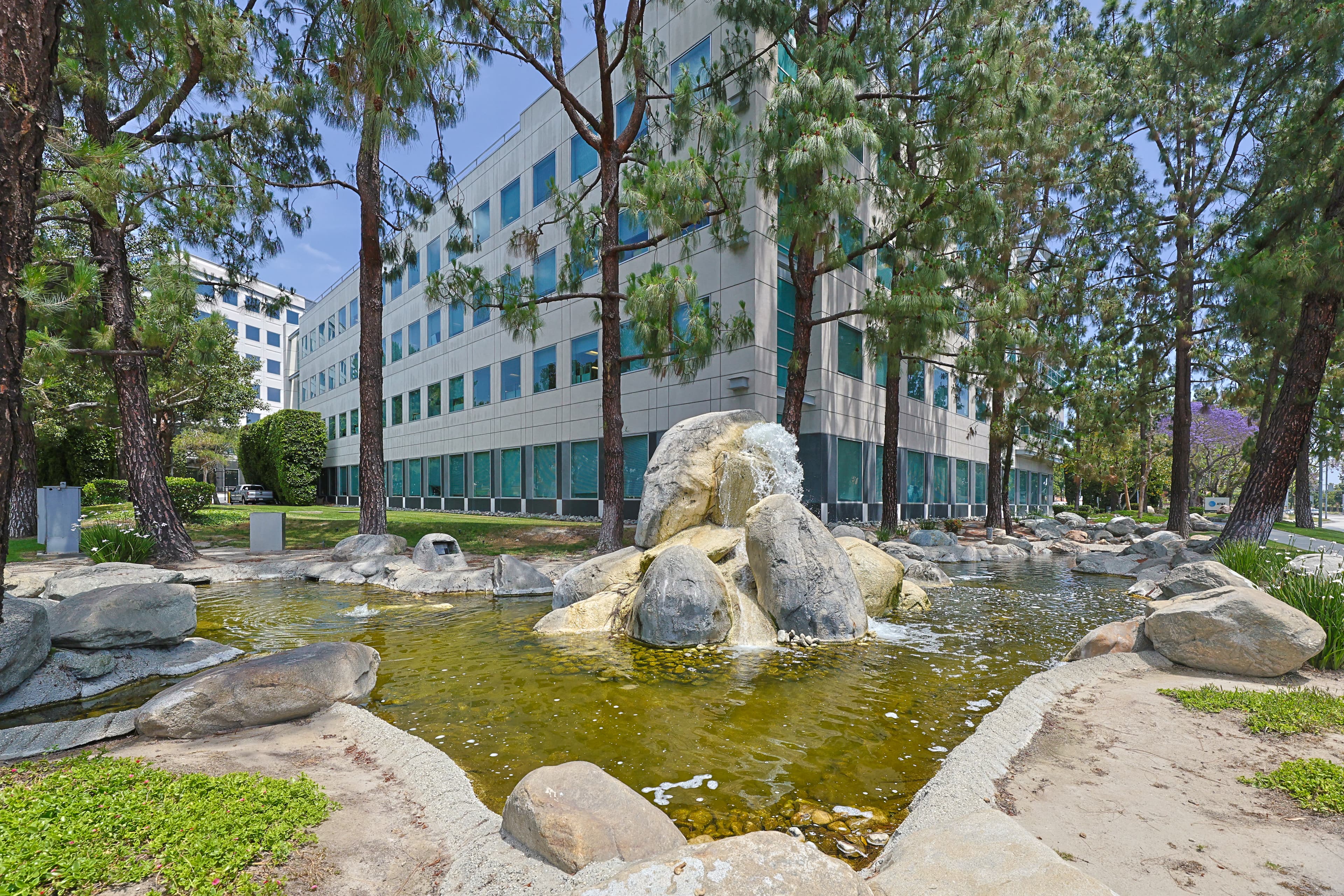 Cerritos Corporate Center - Image 14